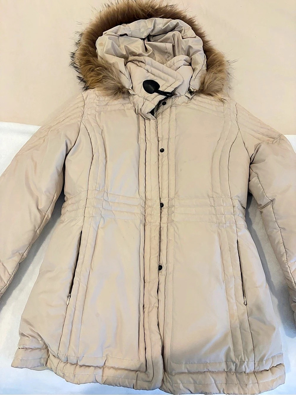 Marvin Richards Puffer Coat with Fur-Trimmed Hood in Beige Size Medium